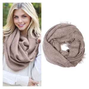 NWT Infinity Scarf Light Gray by Riah Fashion